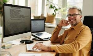 Is IT contracting worth it? Five reasons to get started
